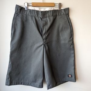 Dickies Shorts, Size 36